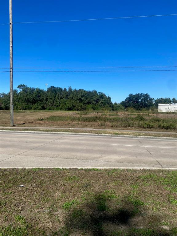 00 Fallbrook Drive, Houston, Texas image 8