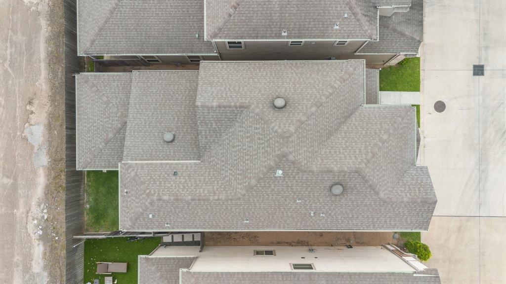8957 Monterey View Drive, Houston, Texas image 25