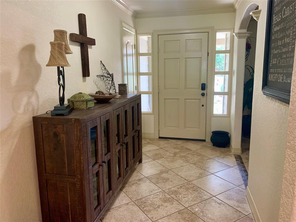108 Huckleberry Street, Lake Jackson, Texas image 5