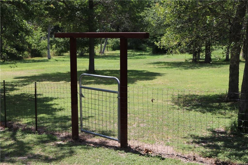 8805 Sun Oil Road, Brenham, Texas image 40