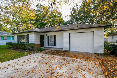 A home in Alvin