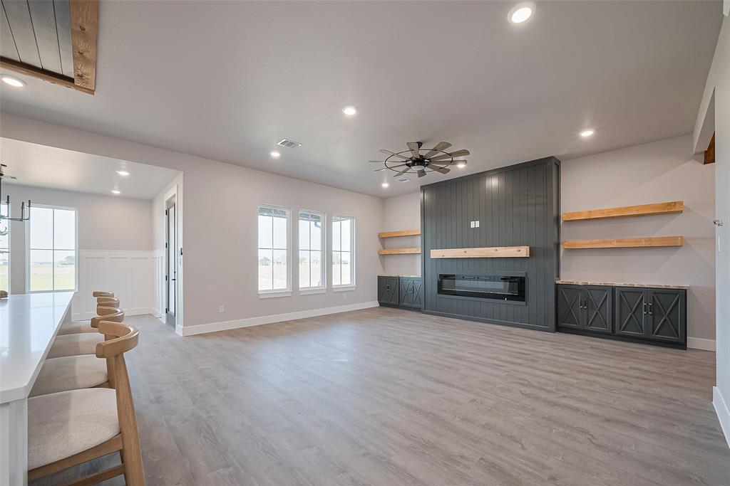 435 Sunset Trail Trl, Angleton, Texas image 12