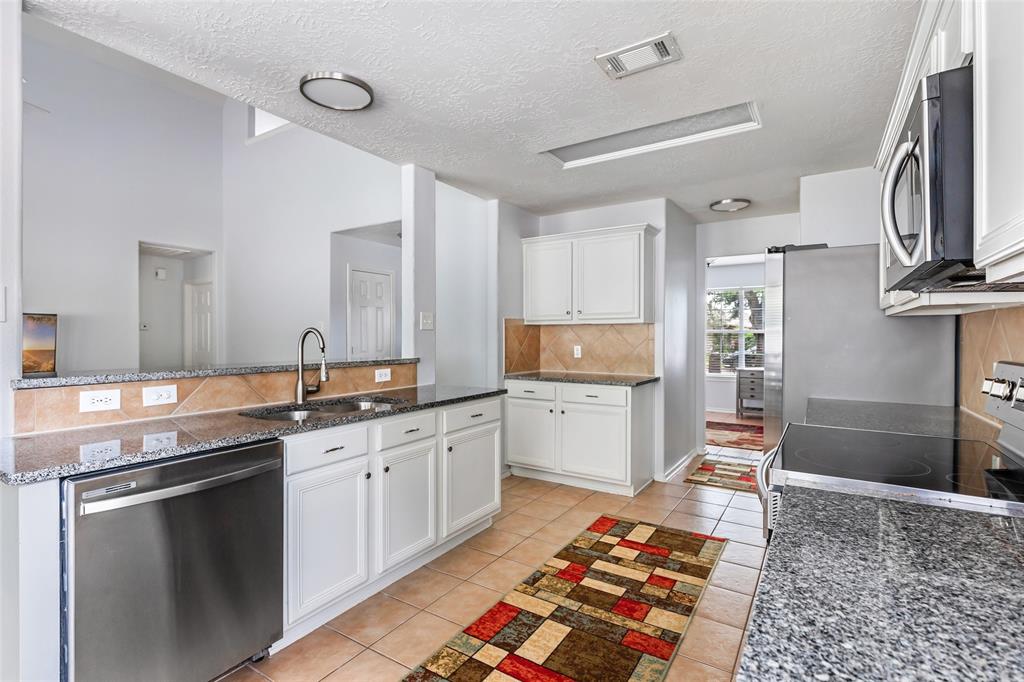18135 Stone Trail Manor Drive, Humble, Texas image 21