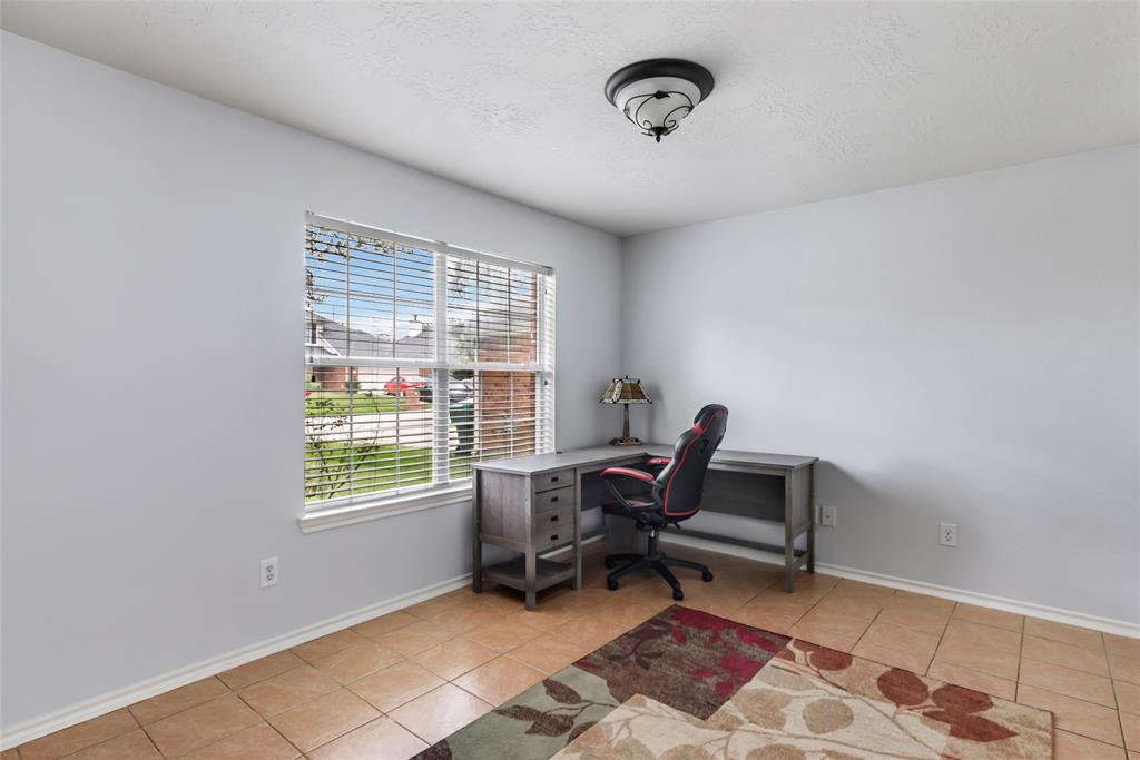 18135 Stone Trail Manor Drive, Humble, Texas image 12