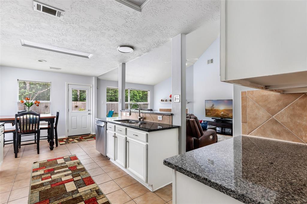 18135 Stone Trail Manor Drive, Humble, Texas image 23
