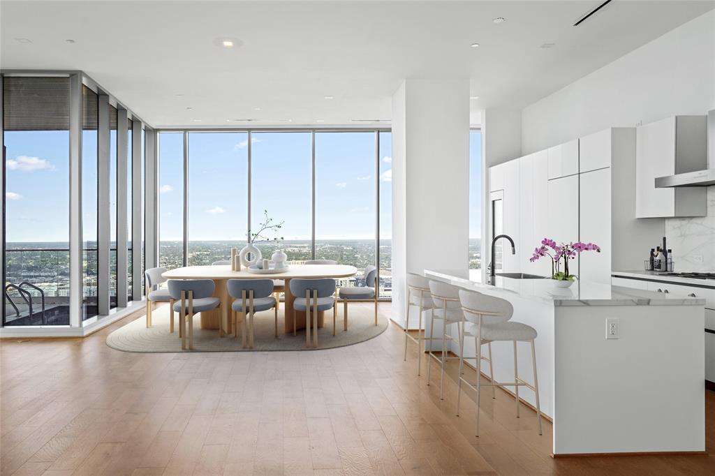 1711 Allen Parkway 3401