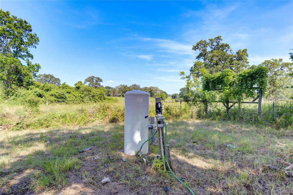 53985 Highway 290, Hempstead, Texas image 17