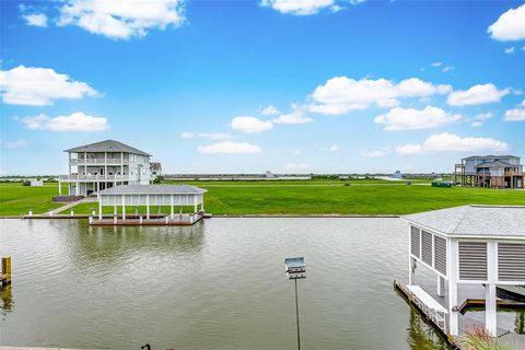 Single Family Residence in Port Bolivar TX 2001 Laguna Harbor Cove Boulevard 22.jpg