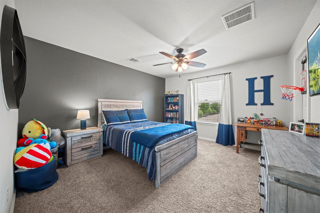 102 Cedar Hammock Trail, The Woodlands, Texas image 37