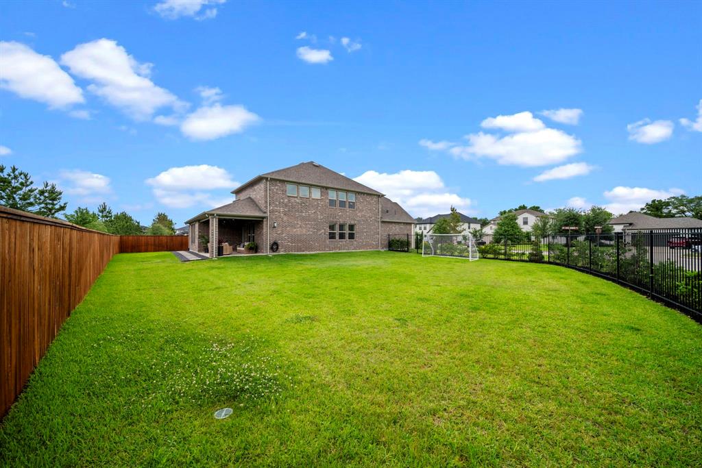 102 Cedar Hammock Trail, The Woodlands, Texas image 45