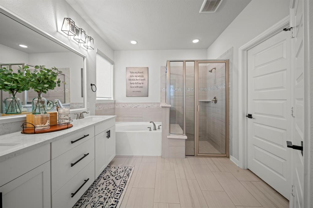 102 Cedar Hammock Trail, The Woodlands, Texas image 30