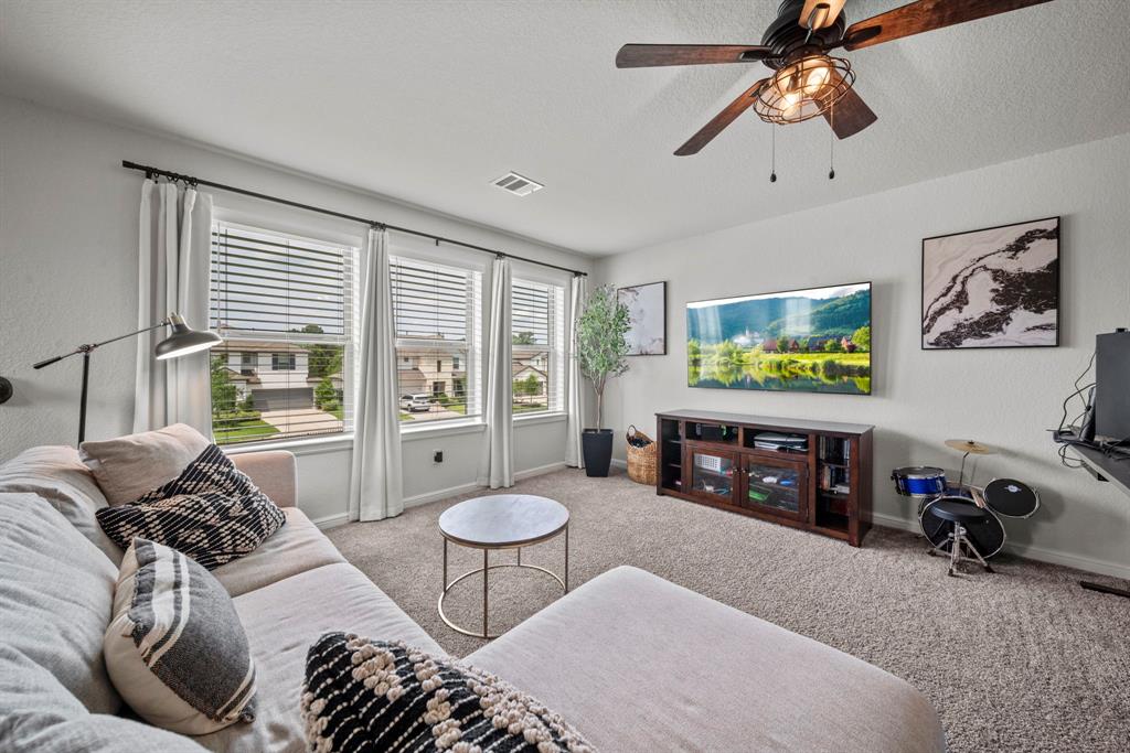 102 Cedar Hammock Trail, The Woodlands, Texas image 32
