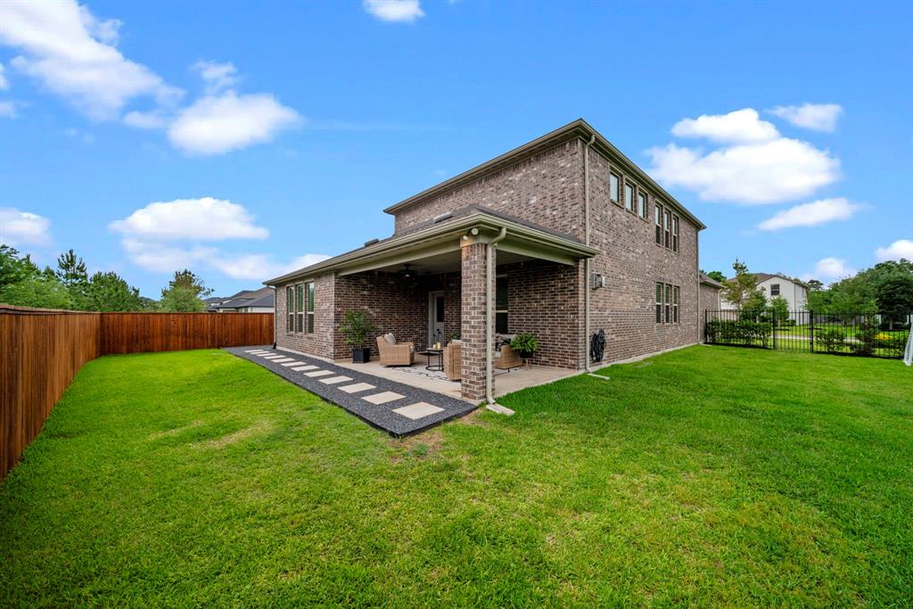 102 Cedar Hammock Trail, The Woodlands, Texas image 46