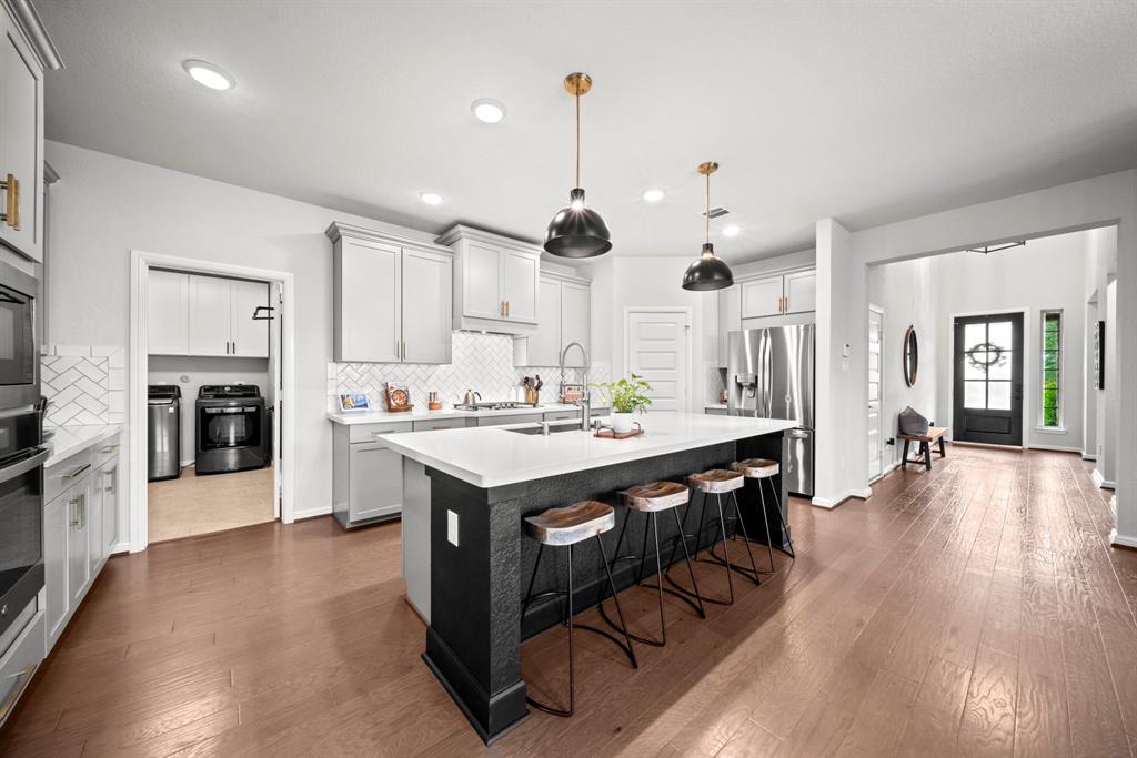 102 Cedar Hammock Trail, The Woodlands, Texas image 17