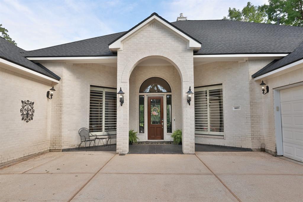 6611 Course View Lane