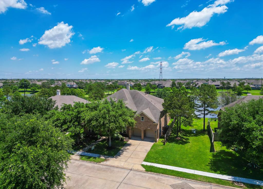 2703 Raven Ridge Drive, Pearland, Texas image 41