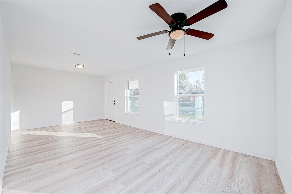 3009 Lincoln Street, Liberty, Texas image 4