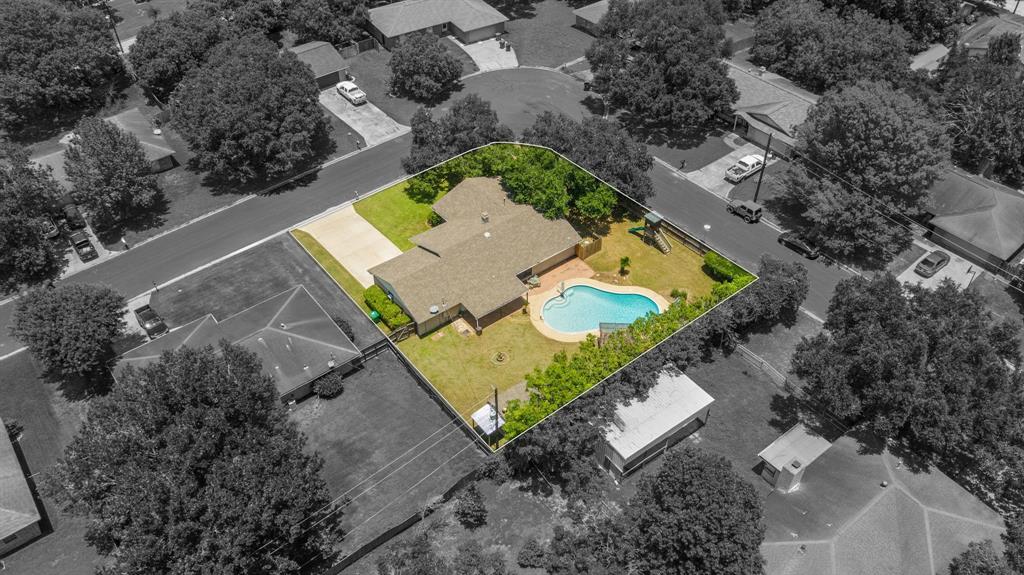 1001 Windy Drive, Brenham, Texas image 27