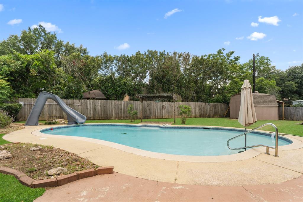 1001 Windy Drive, Brenham, Texas image 19