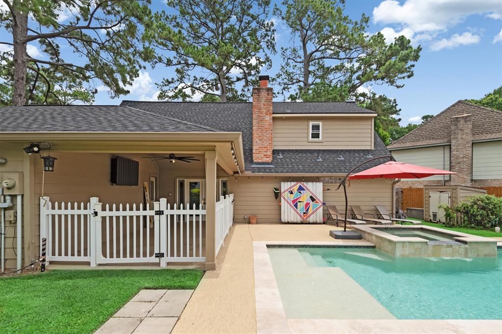 8318 Everleaf Drive, Spring, Texas image 38