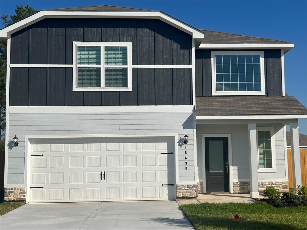 15850 Berry Hill Drive, Conroe, Texas image 1