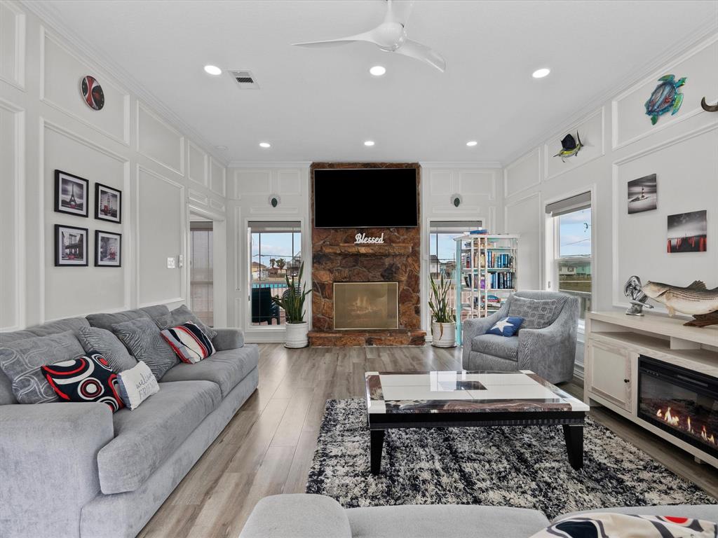 319 Francis Cove, Surfside Beach, Texas image 10