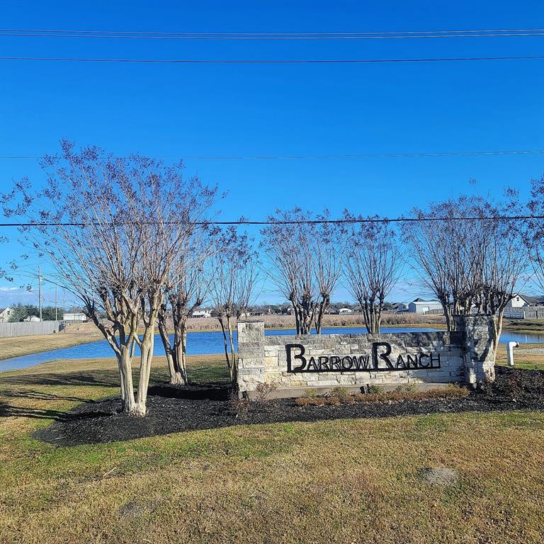 9035 Tumblewood Drive, Beach City, Texas image 3