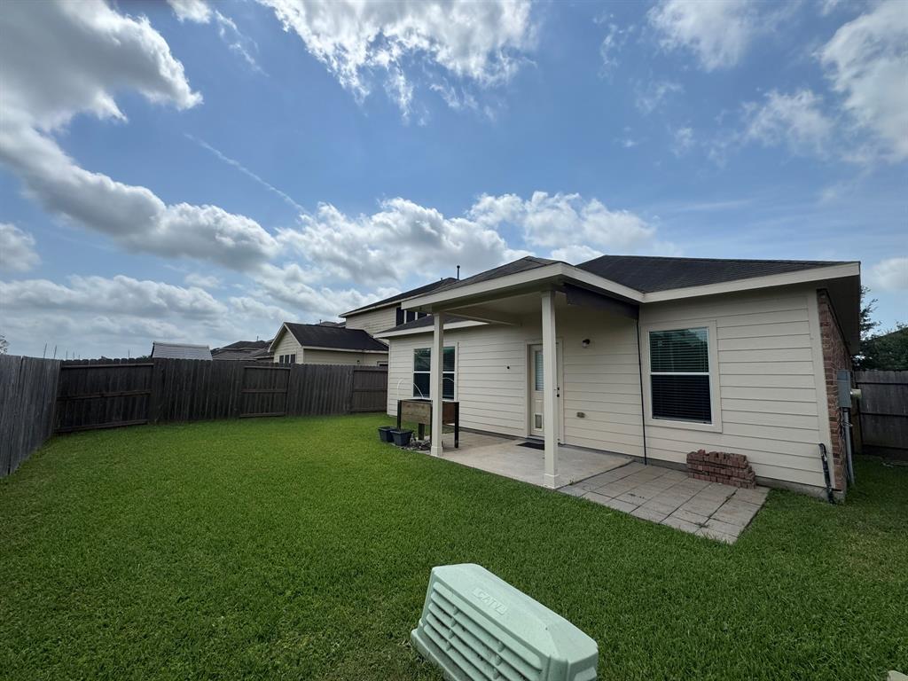 42 Blisten Spring Drive, Manvel, Texas image 18