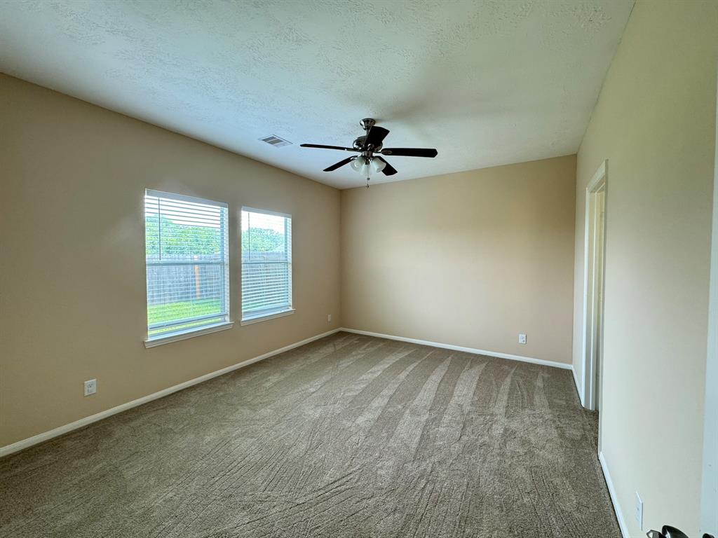 42 Blisten Spring Drive, Manvel, Texas image 11