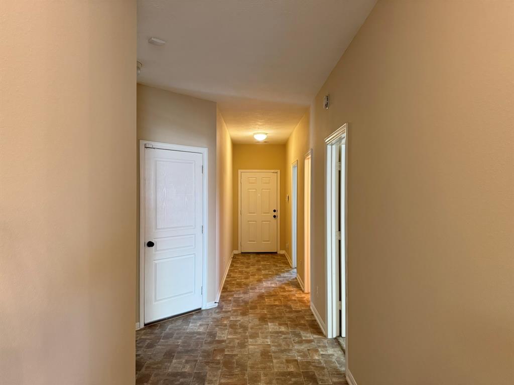 42 Blisten Spring Drive, Manvel, Texas image 25