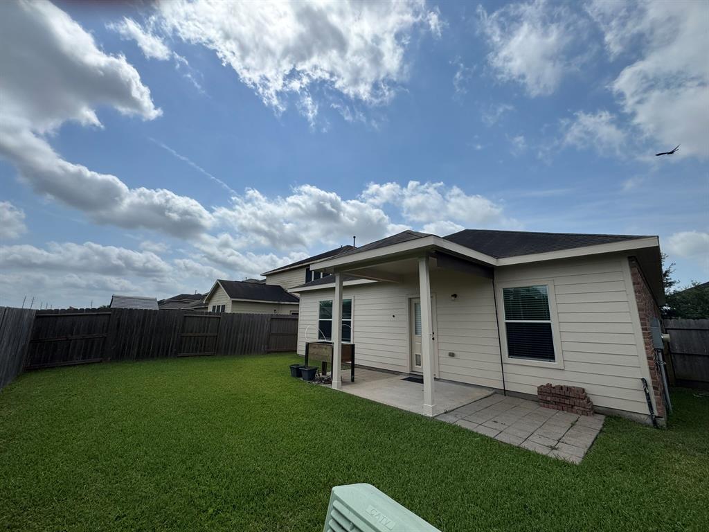 42 Blisten Spring Drive, Manvel, Texas image 16