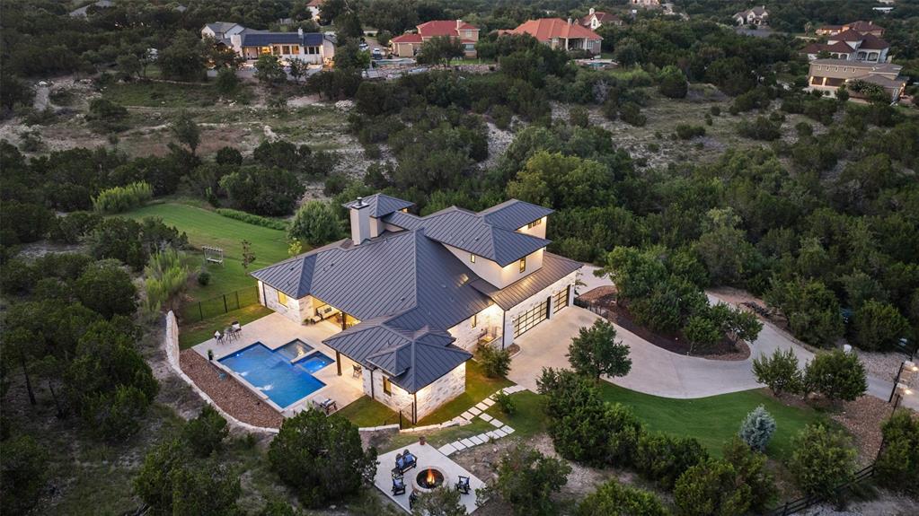 4810 R O Drive, Spicewood, Texas image 3