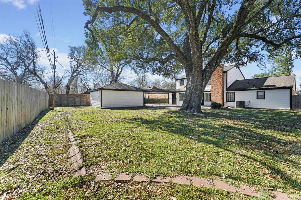 1407 Hamlin Valley Drive, Houston, Texas image 24