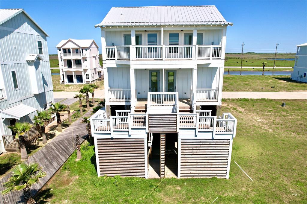 544 Annabelle, Gilchrist, Texas image 2
