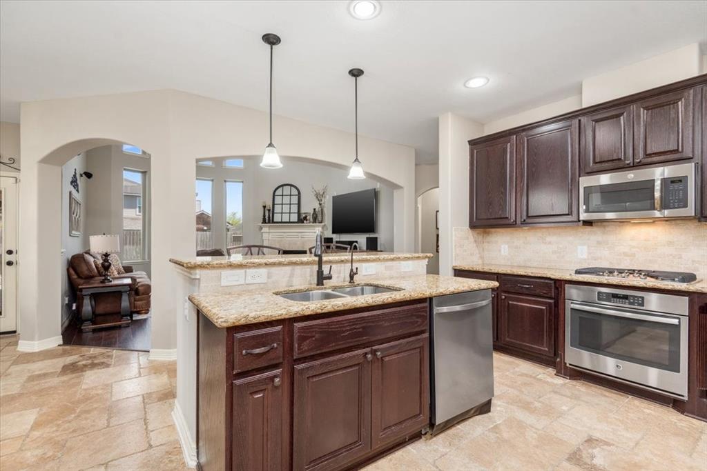 16038 Ronda Dale Drive, Hockley, Texas image 16