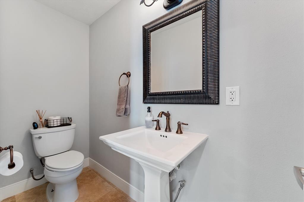 5811 Darling Street #A, Houston, Texas image 34