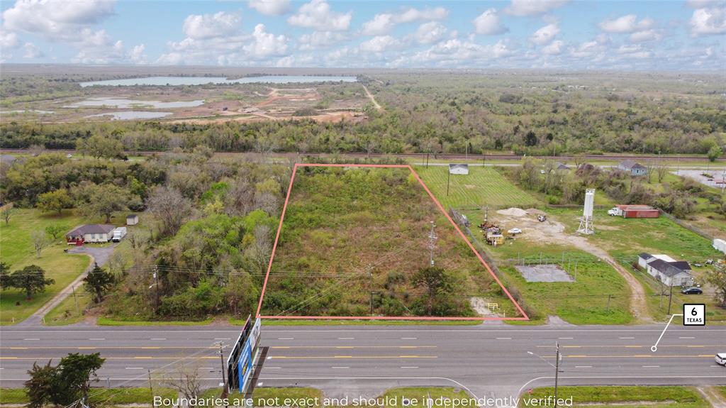 6235 Highway 6, Hitchcock, Texas image 1