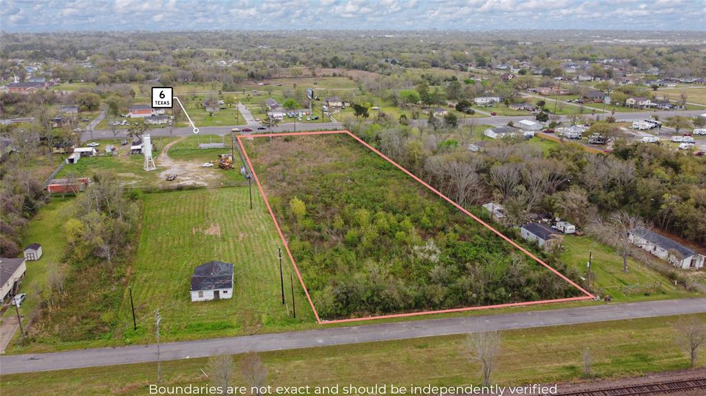 6235 Highway 6, Hitchcock, Texas image 13