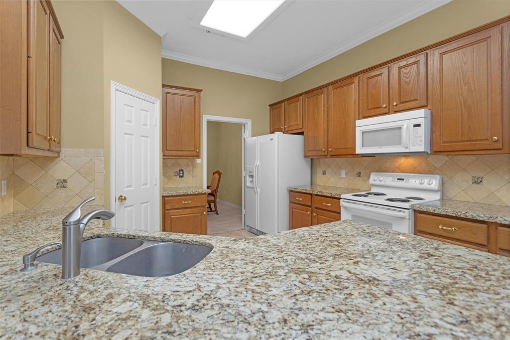 10825 Millridge Pines Court, Houston, Texas image 13