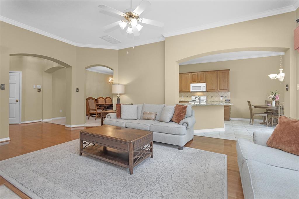 10825 Millridge Pines Court, Houston, Texas image 10