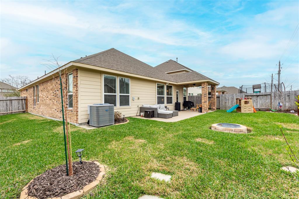 211 Brookwood Park Ln Lane, Dickinson, Texas image 29
