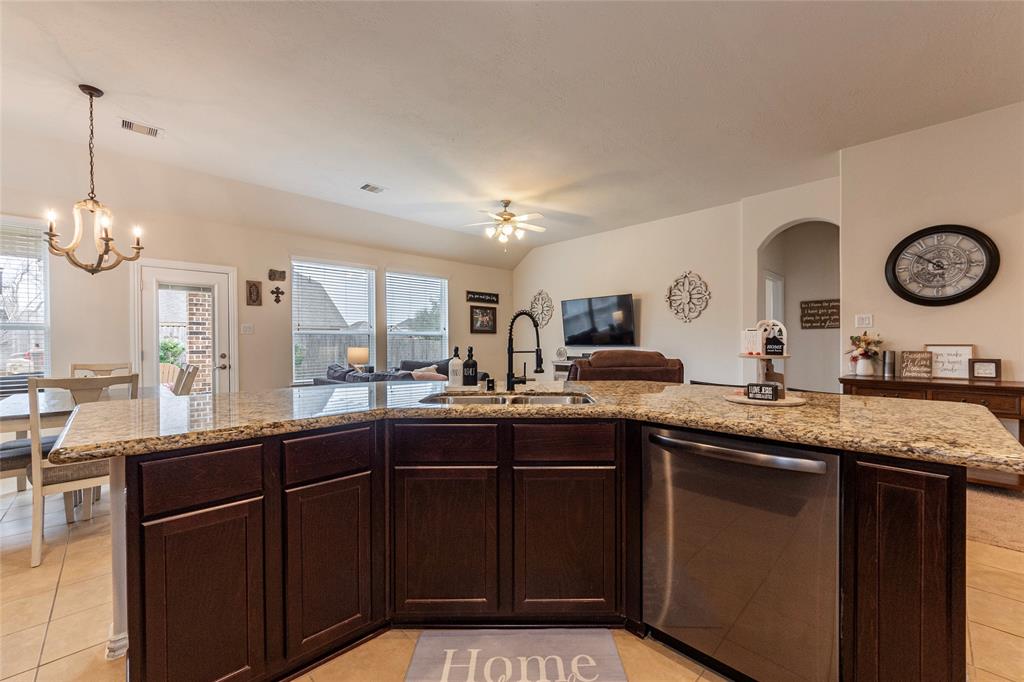 211 Brookwood Park Ln Lane, Dickinson, Texas image 14