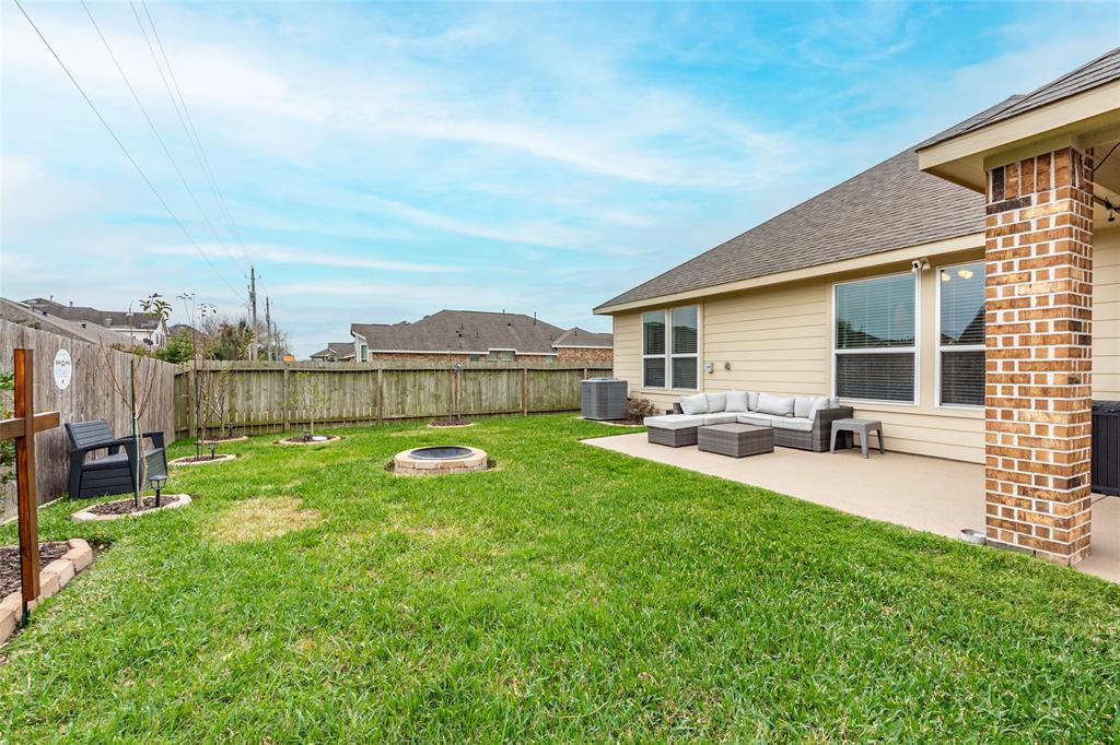 211 Brookwood Park Ln Lane, Dickinson, Texas image 31