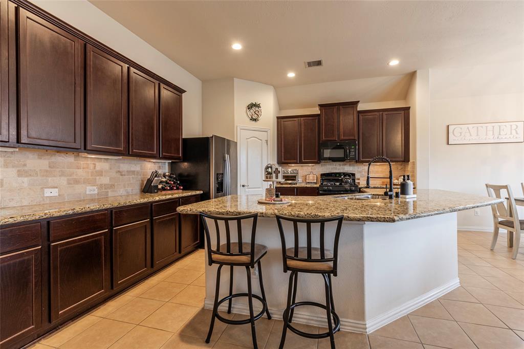 211 Brookwood Park Ln Lane, Dickinson, Texas image 12