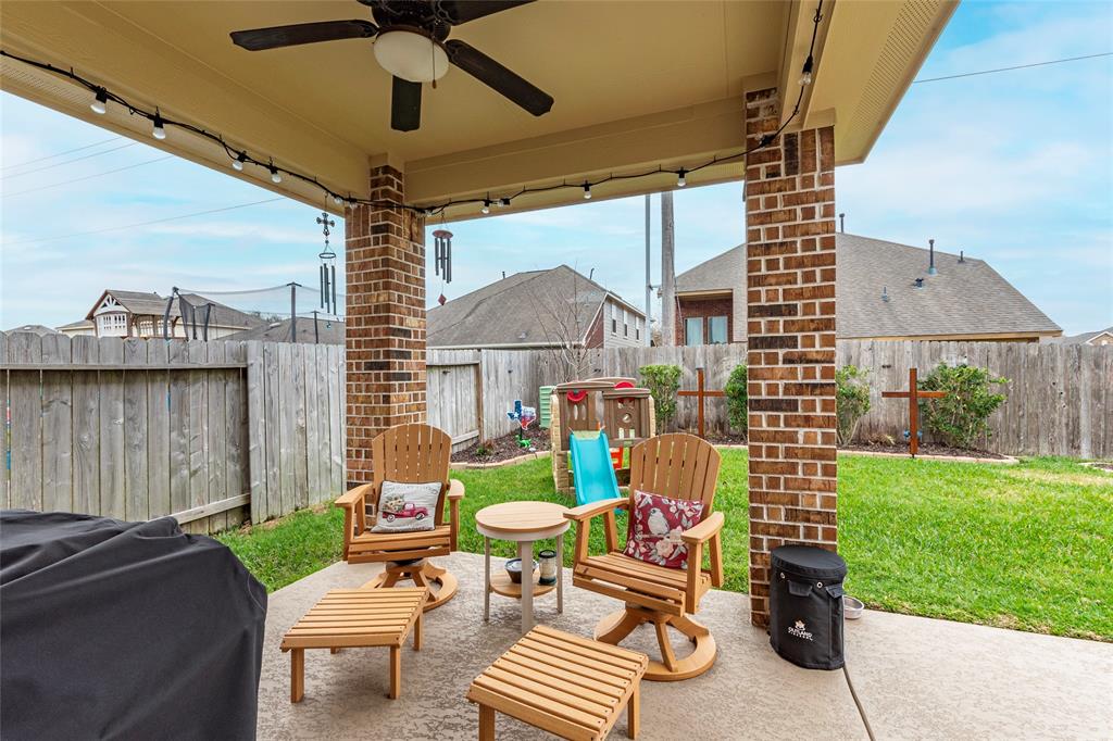 211 Brookwood Park Ln Lane, Dickinson, Texas image 28
