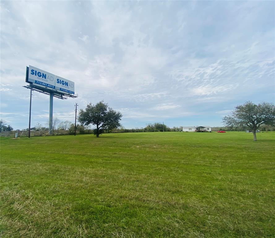 1021 Star Lane Lane, Alleyton, Texas image 12