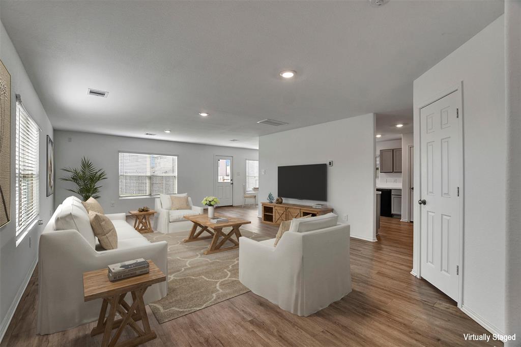 1518 Carmona Court