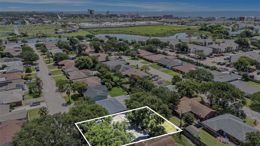 6709 Fairway Drive, Galveston, Texas image 32