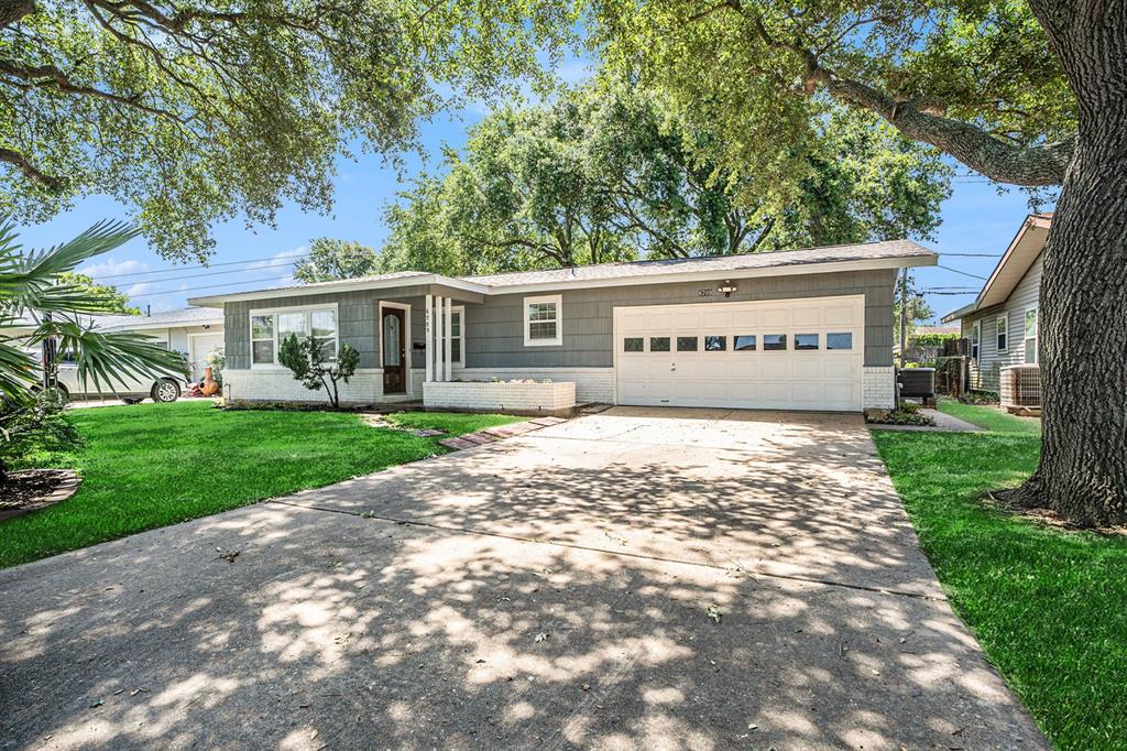 6709 Fairway Drive, Galveston, Texas image 2