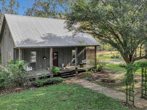 A home in Lufkin